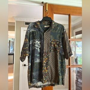 Tommy Bahama 100% silk Hawaiian Shirt